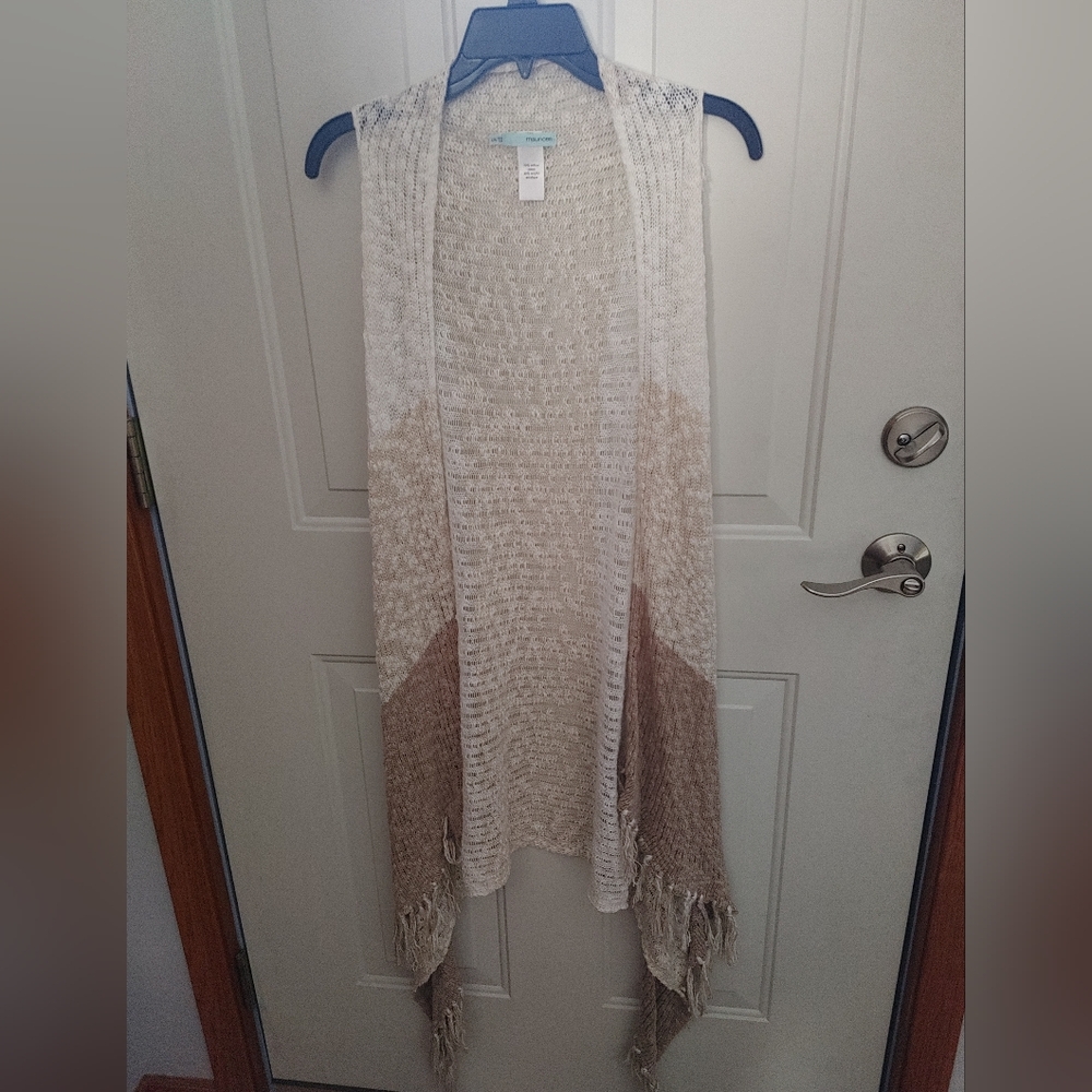 Long sleeveless cardigan